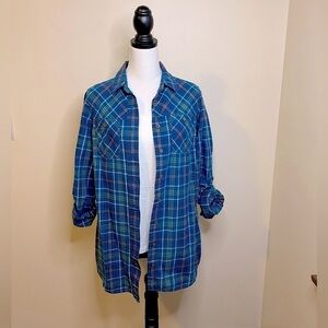 Duluth Trading Women’s Blue Oversized Plaid Flannel Shirt Size Small **EUC**